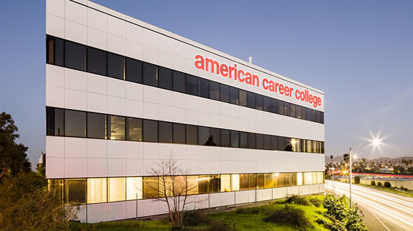Start your education at ACC's Los Angeles medical college.