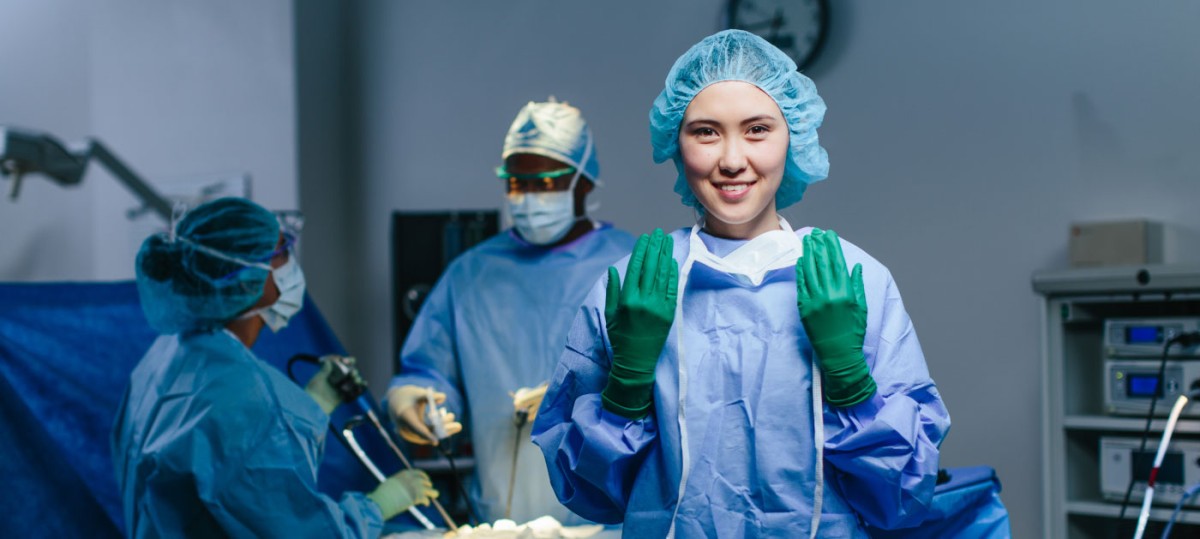 What Does a Surgical Technologist Do? | A Day in the Life