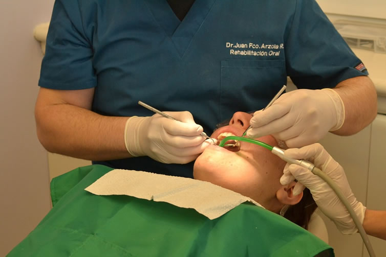 : Steps to Become A Dental Assistant
